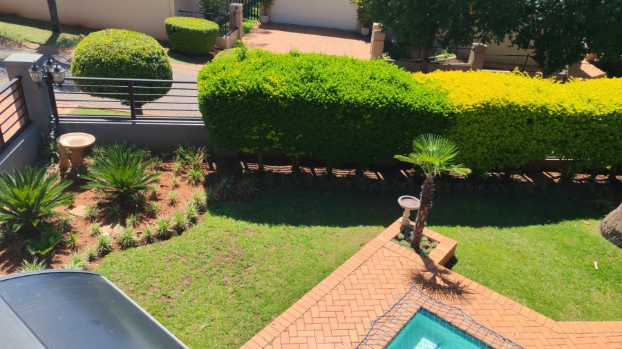 To Let 4 Bedroom Property for Rent in Caribbean Beach Club North West